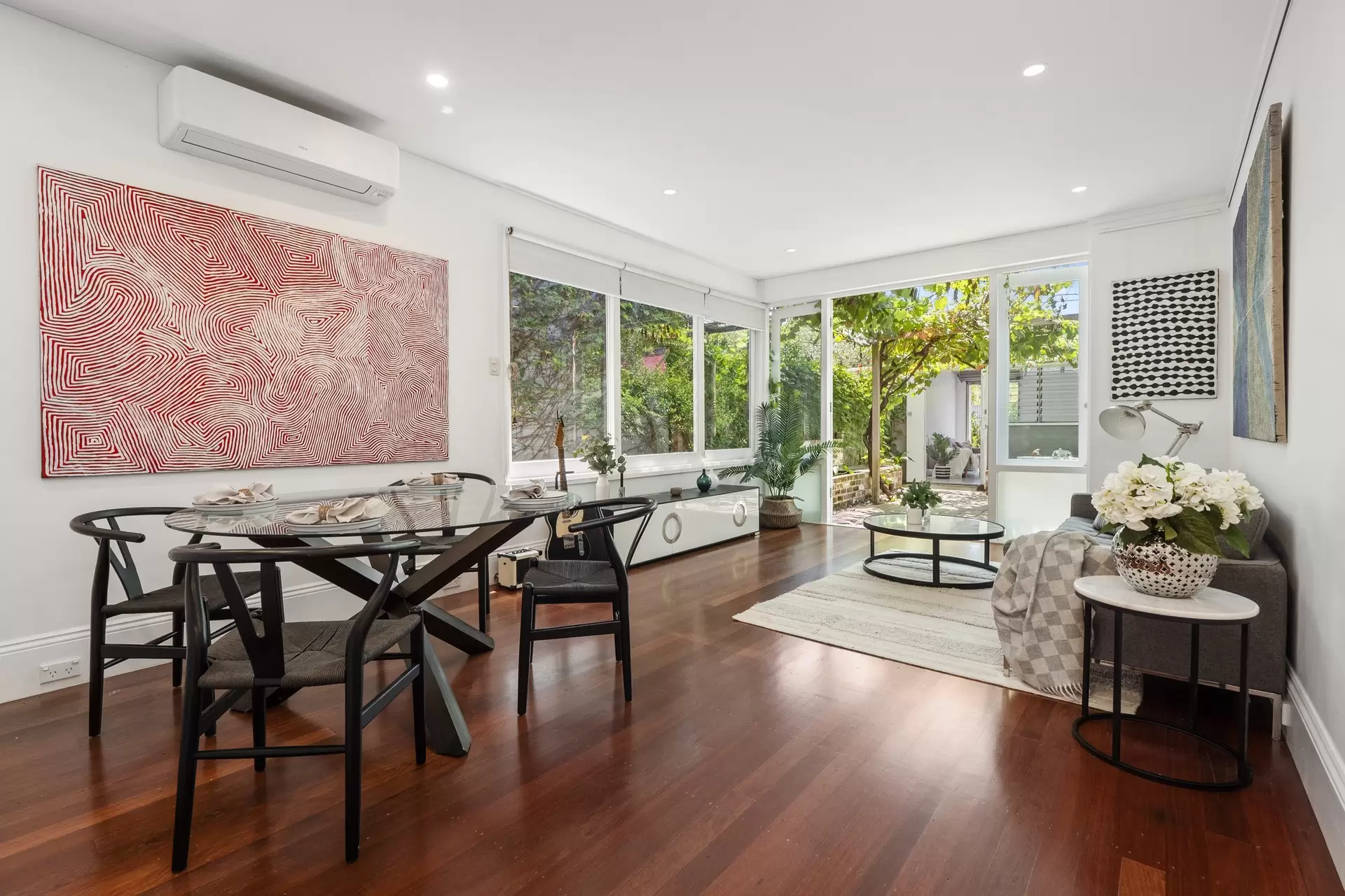 10 Holdsworth Street, Newtown Sold by Bradfield Badgerfox - image 1
