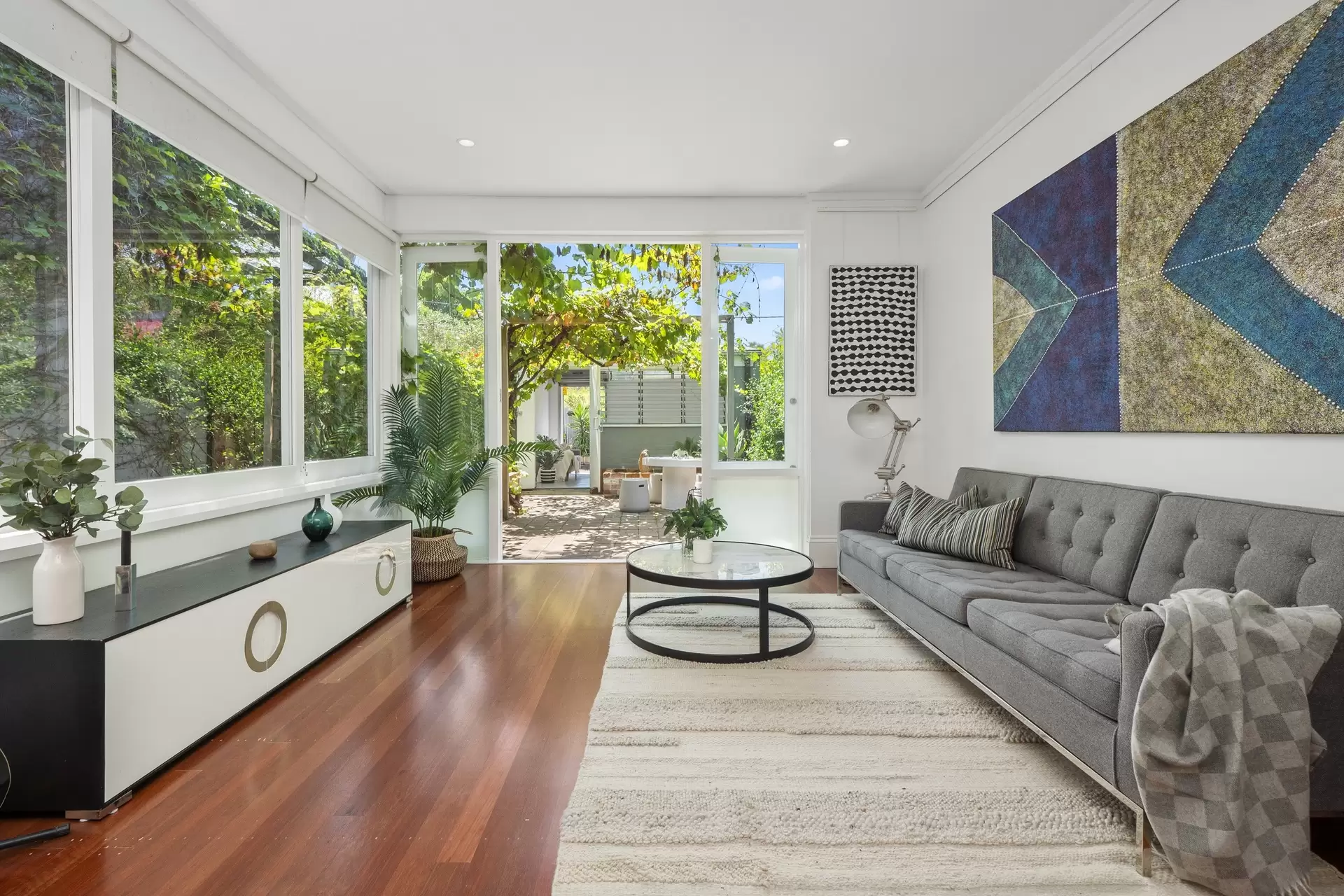 10 Holdsworth Street, Newtown Sold by Bradfield Badgerfox - image 1