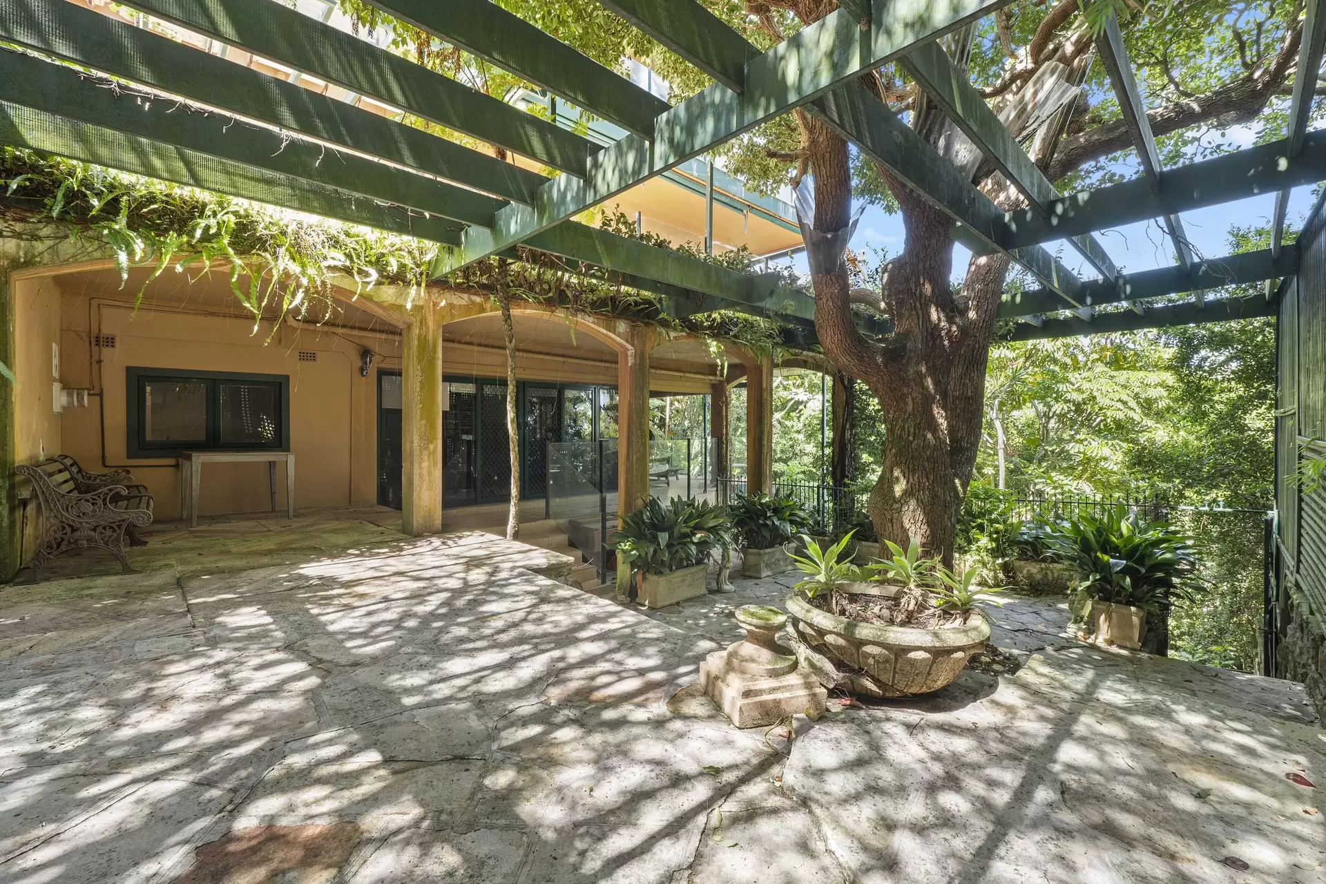 2A Carrara Road, Vaucluse Sold by Bradfield Badgerfox - image 1