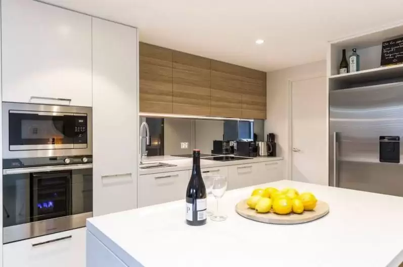 112/30 Nobbs Street, Surry Hills Sold by Bradfield Badgerfox - image 1