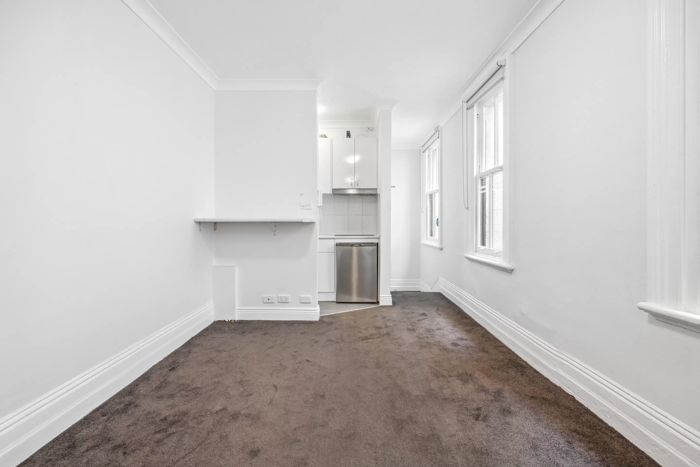 2/96 Cathedral Street, Woolloomooloo Leased by Bradfield Badgerfox - image 1