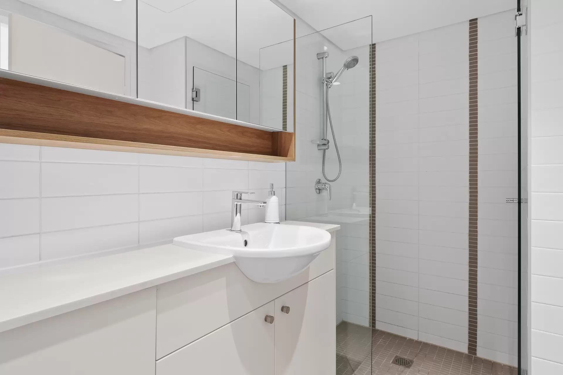 5/69-87 Dangar Street, Randwick Sold by Bradfield Badgerfox - image 1