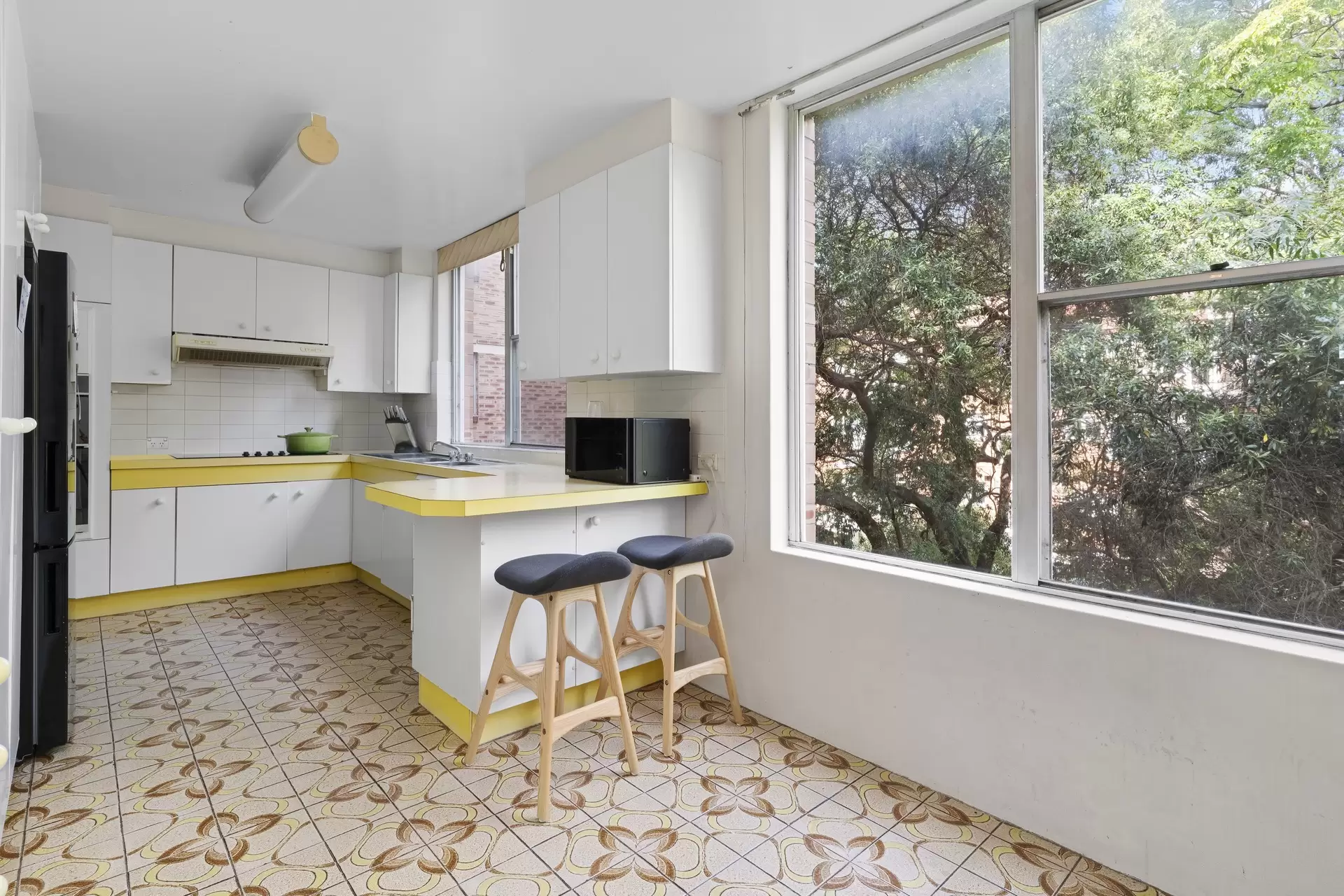 8/11-13 Ocean Avenue, Double Bay Sold by Bradfield Badgerfox - image 1