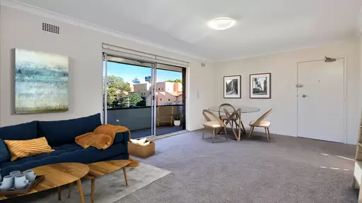 3/20 Barker Street, Kingsford Leased by Bradfield Badgerfox