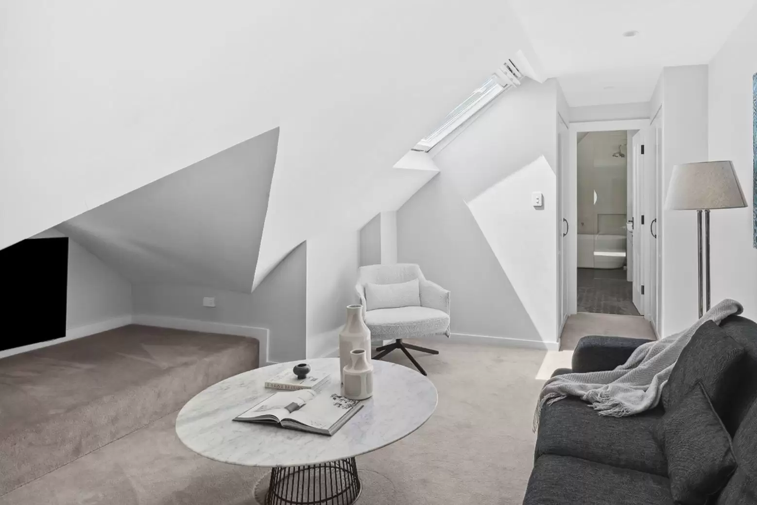 2/36 New Beach Road, Darling Point Leased by Bradfield Badgerfox - image 1