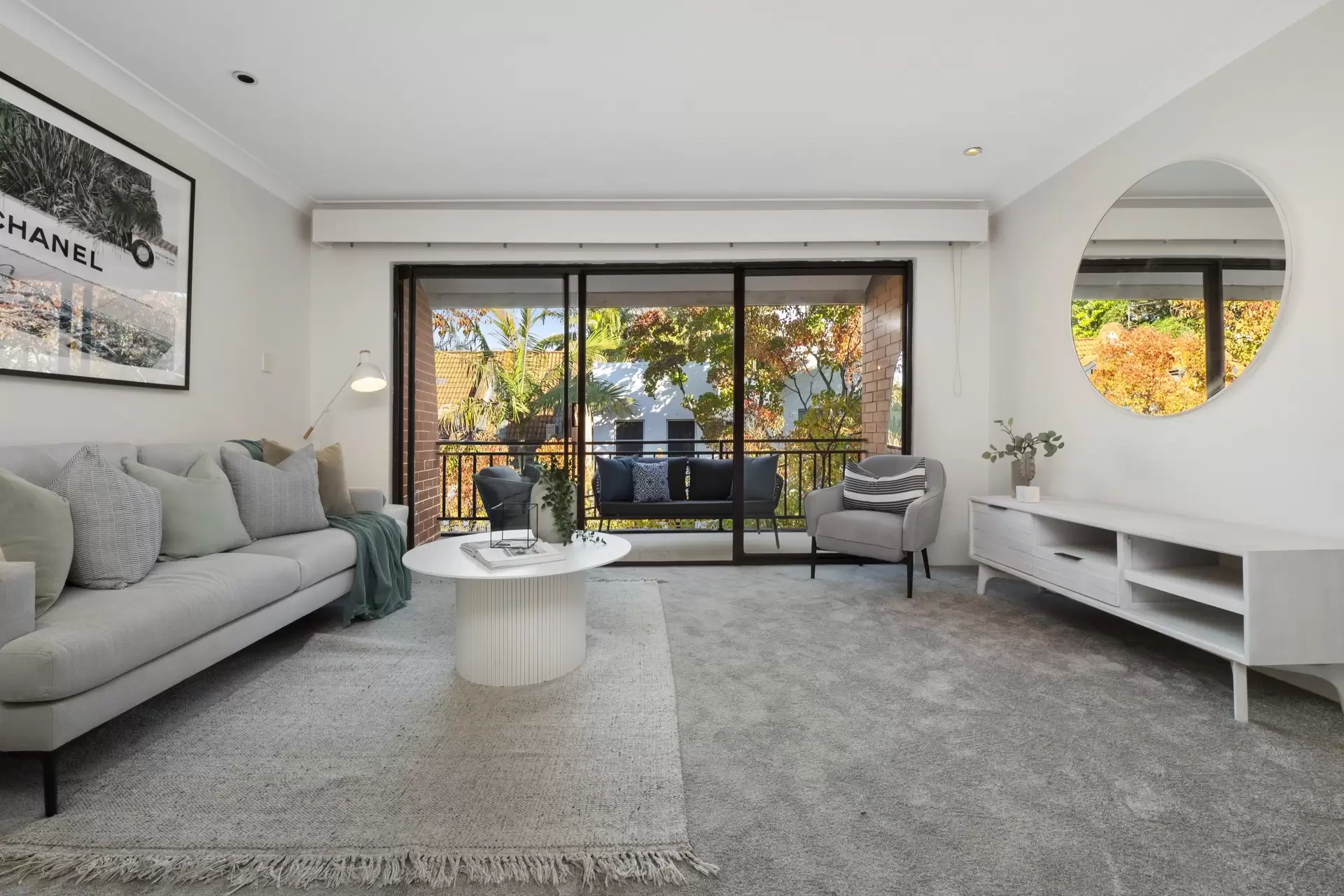 27/14-40 Davies Street, Surry Hills Sold by Bradfield Badgerfox - image 1