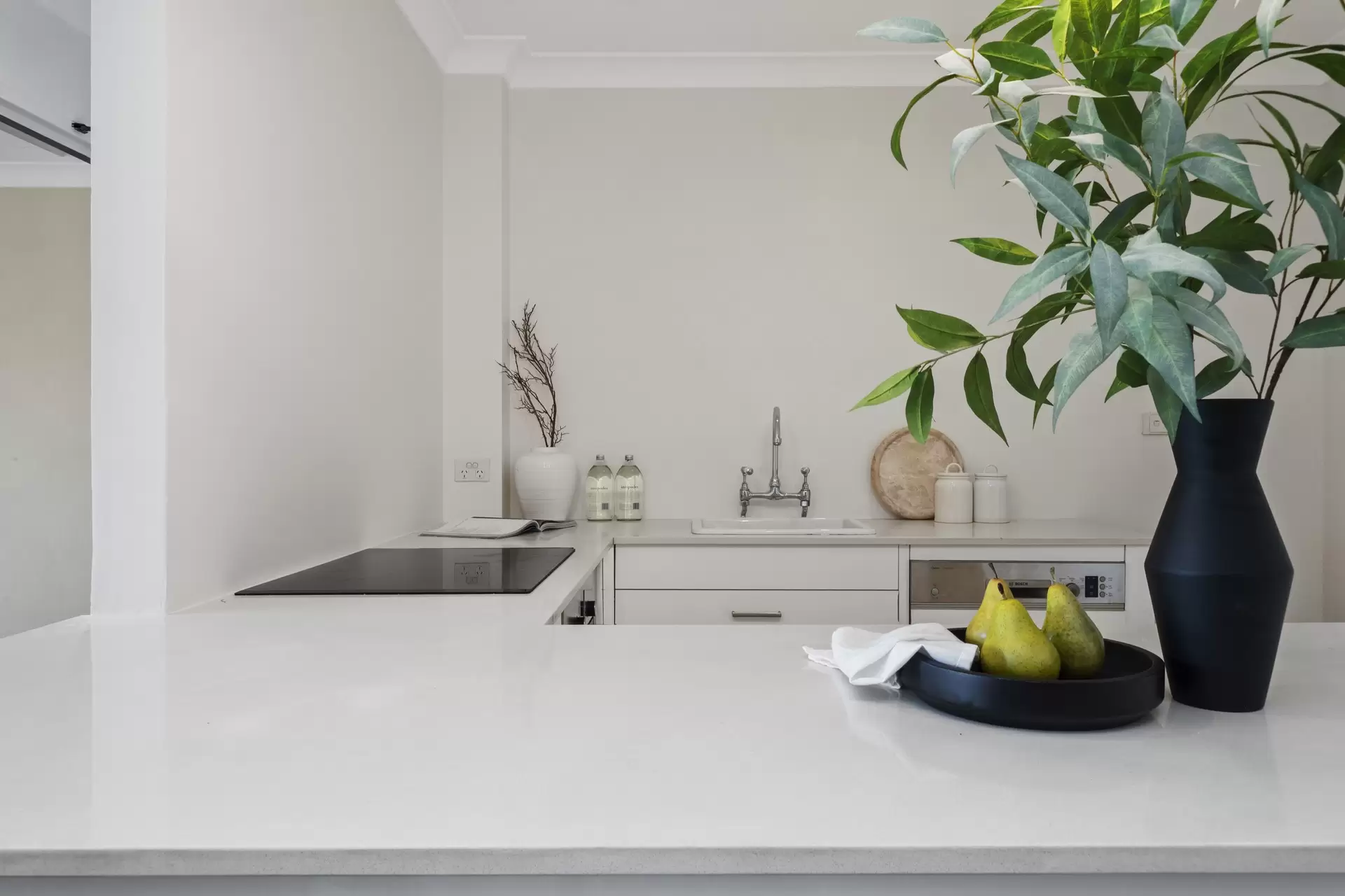 27/14-40 Davies Street, Surry Hills Sold by Bradfield Badgerfox - image 1