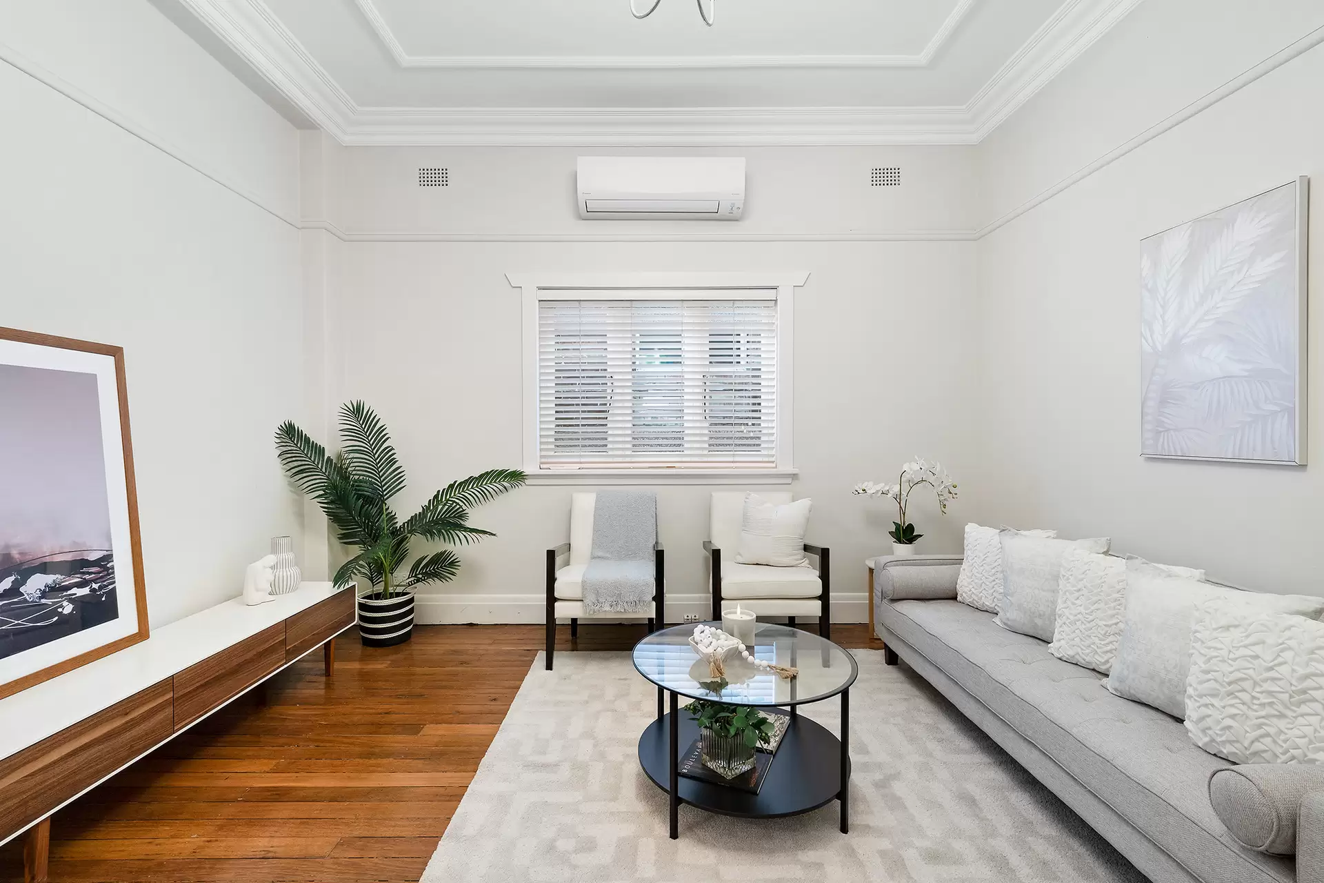 296 Doncaster Avenue, Kingsford Sold by Bradfield Badgerfox - image 1