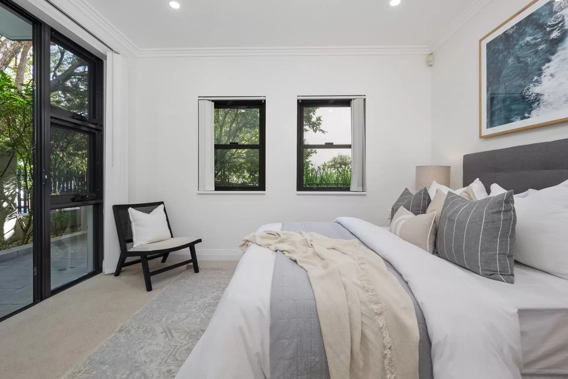 1/24-32 Flood Street, Bondi Sold by Bradfield Badgerfox - image 1