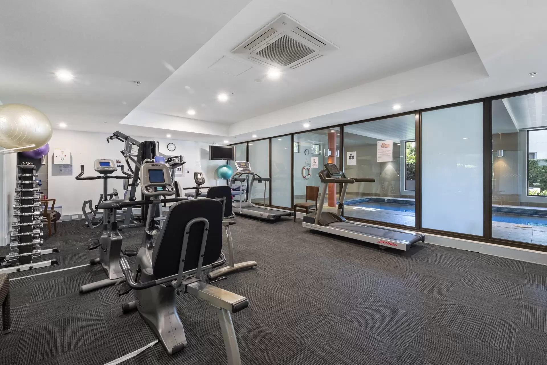 1/24-32 Flood Street, Bondi Sold by Bradfield Badgerfox - image 1