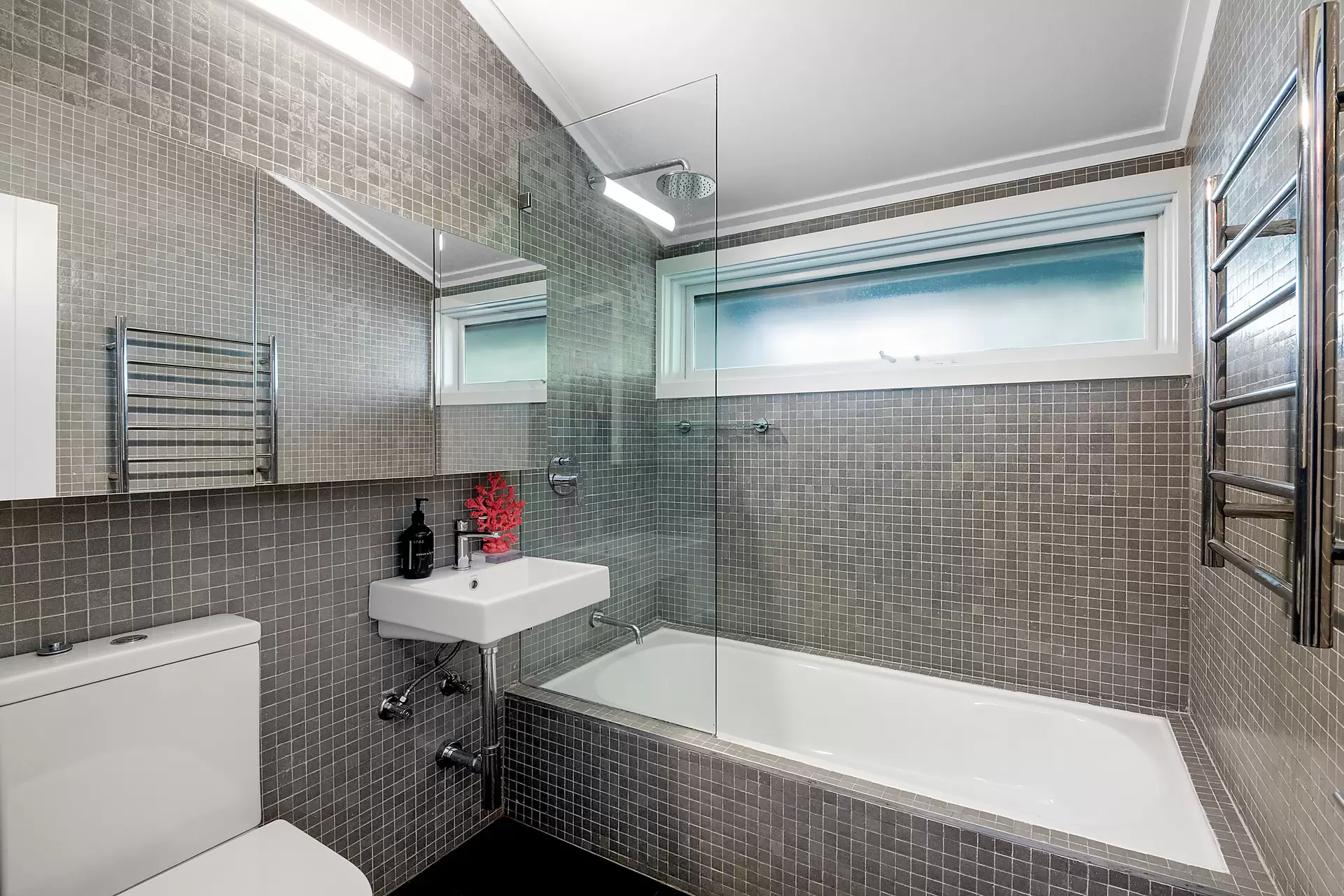 9/17-23 Albert Street, Edgecliff Sold by Bradfield Badgerfox - image 1