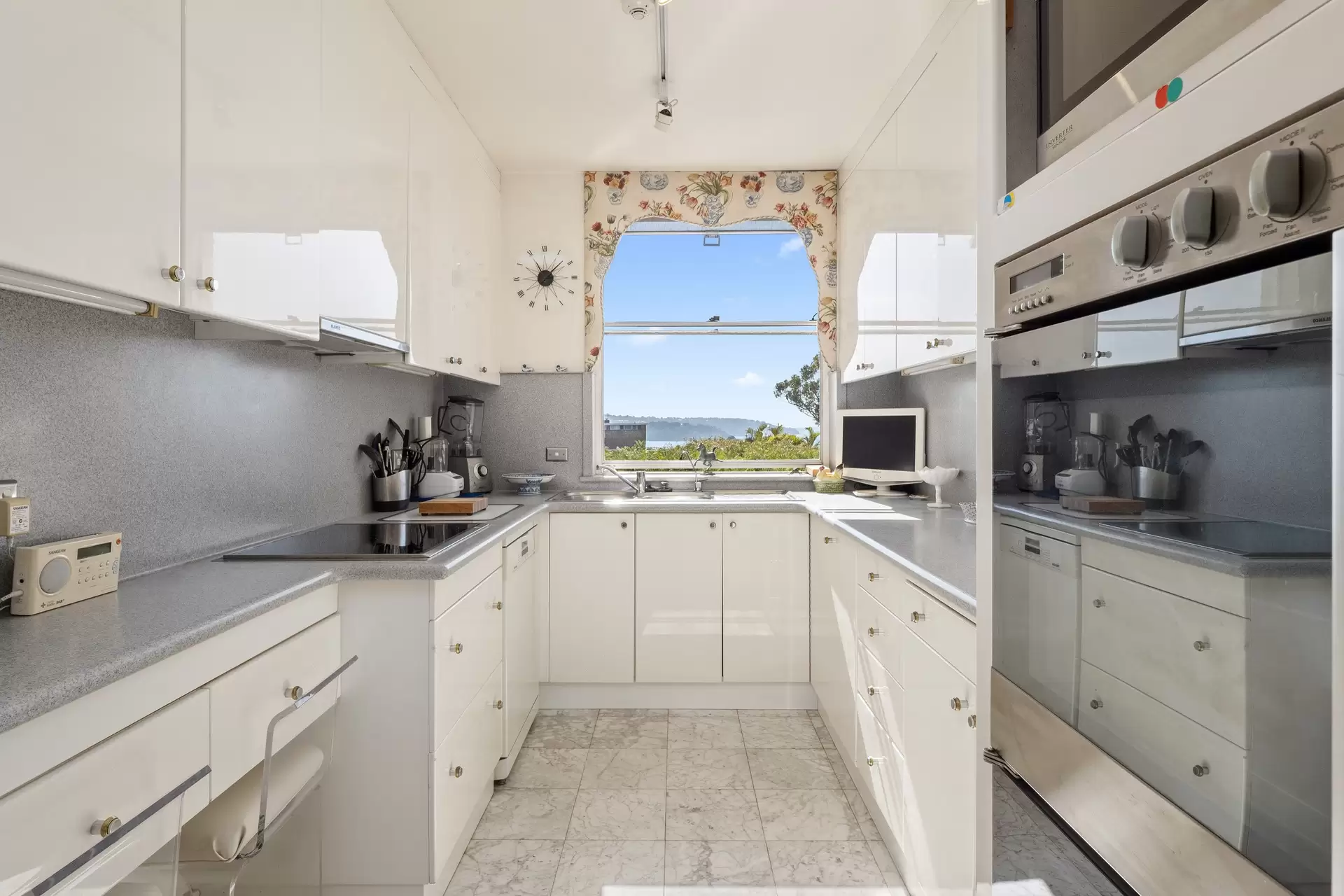 2c/13 Thornton Street, Darling Point Sold by Bradfield Badgerfox - image 1