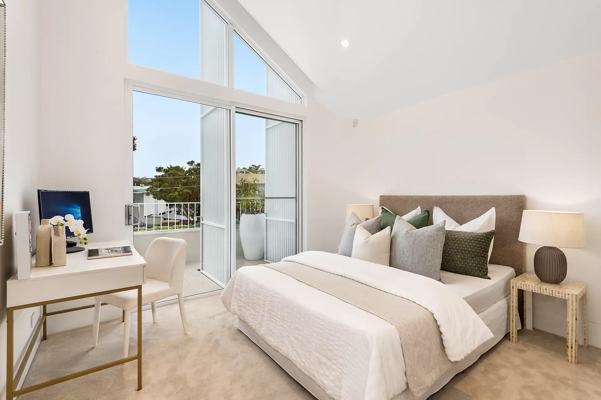97 Dover Road, Rose Bay Sold by Bradfield Badgerfox - image 1