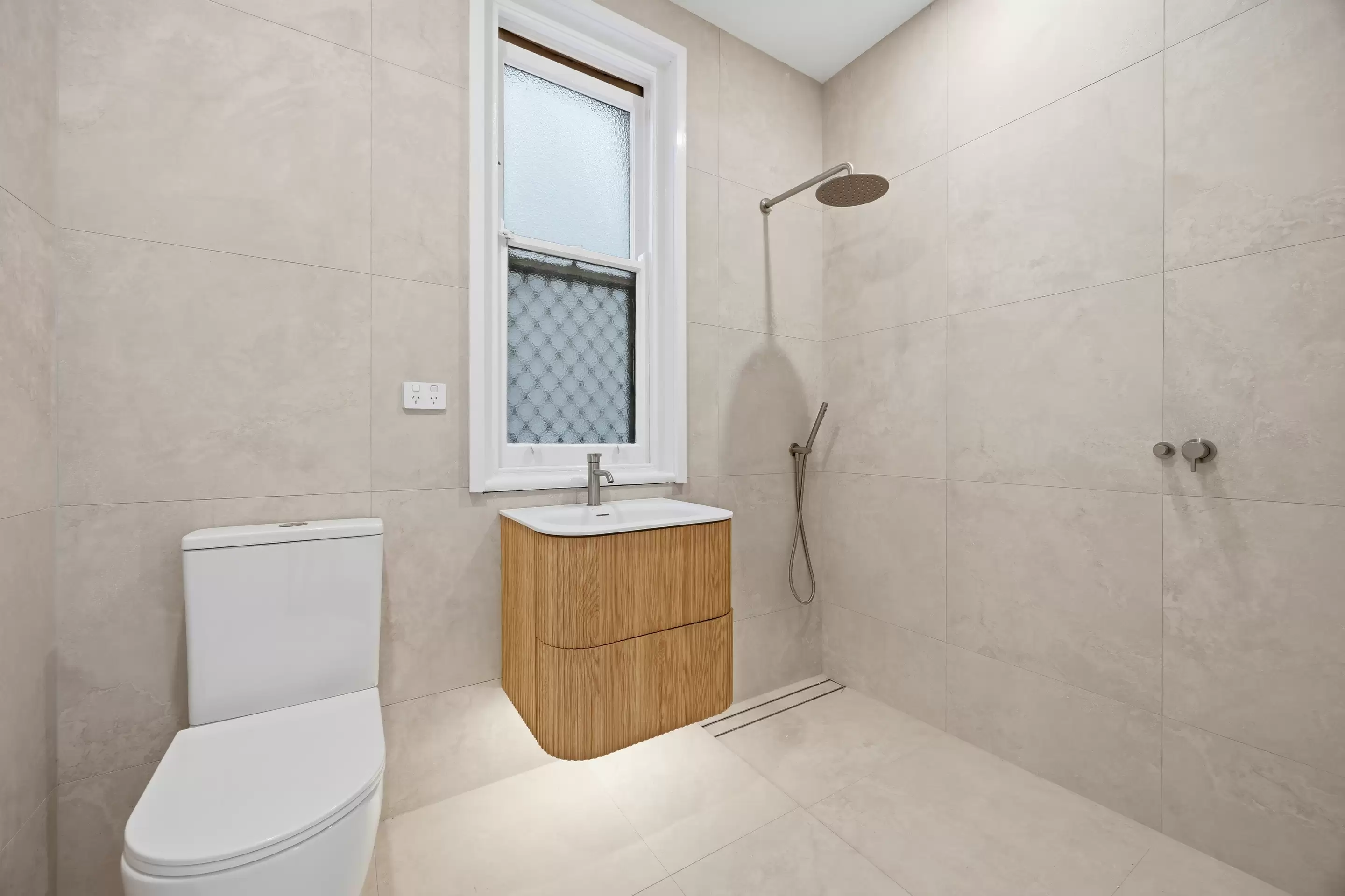 3/5 New Beach Road, Darling Point Leased by Bradfield Badgerfox - image 1