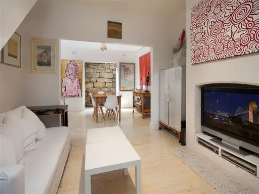 24 Hopewell Street, Darlinghurst Sold by Bradfield Badgerfox