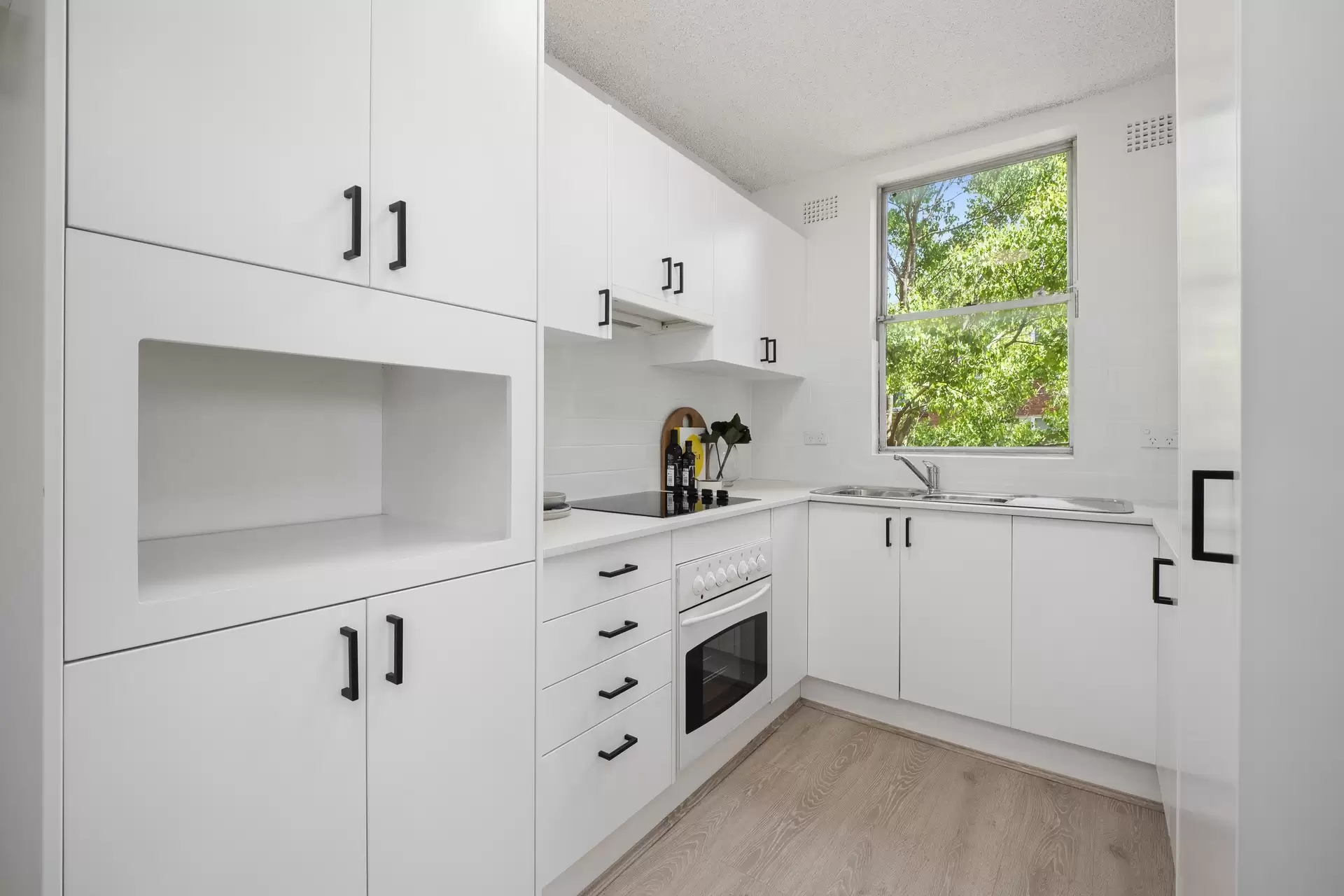 7/4 Napier Street, Drummoyne Sold by Bradfield Badgerfox - image 1
