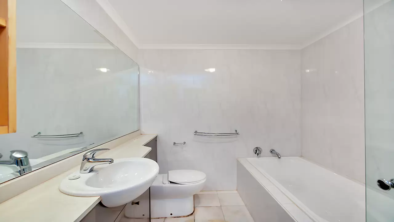 20/17 Newcastle Street, Rose Bay Leased by Bradfield Badgerfox - image 1