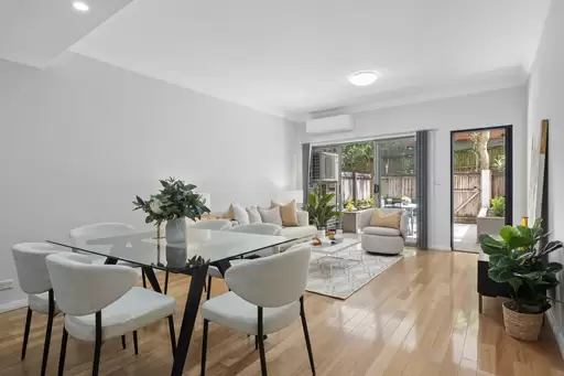 4/9-15 William Street, Randwick Sold by Bradfield Badgerfox
