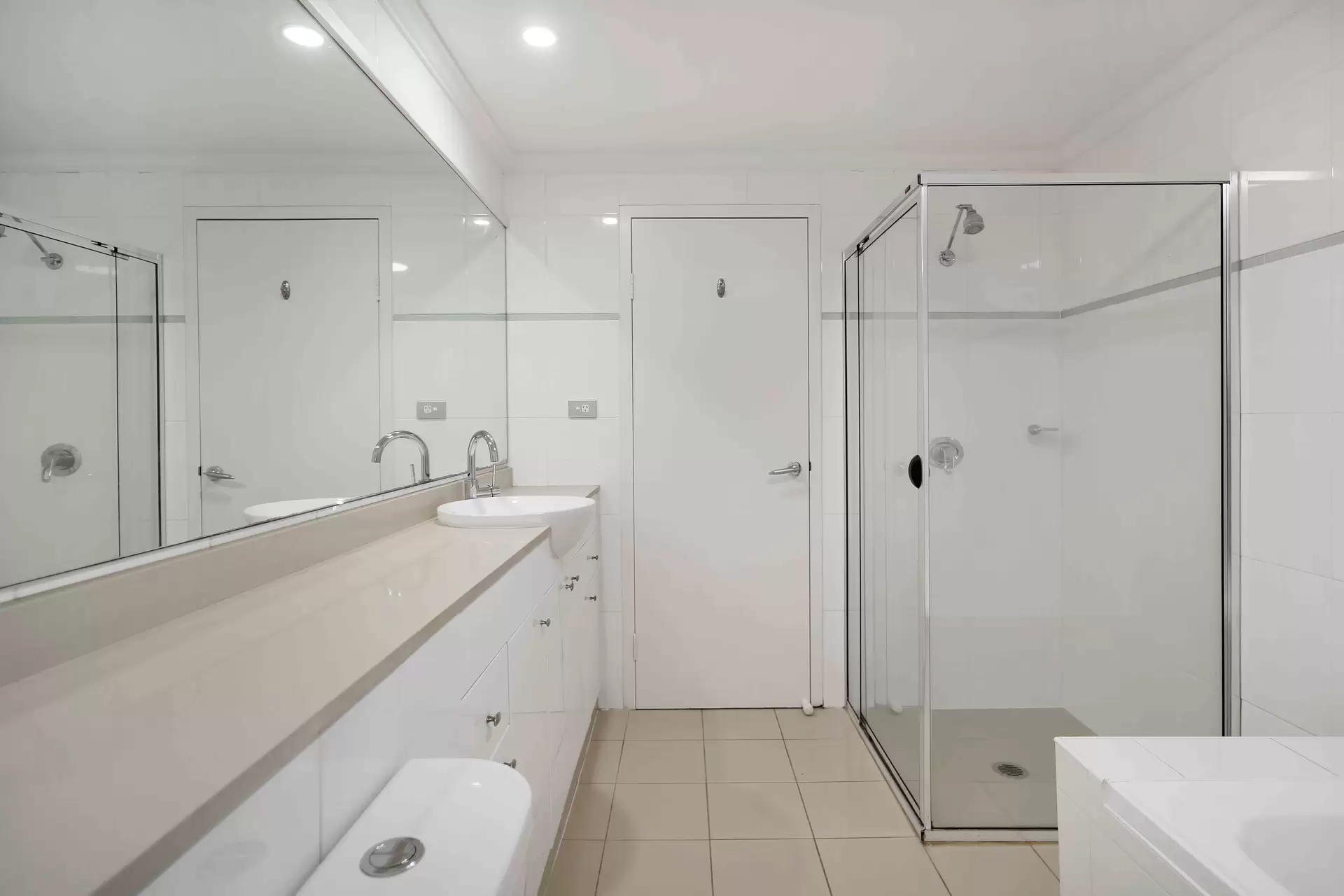 172/806 Bourke Street, Waterloo Leased by Bradfield Badgerfox - image 1