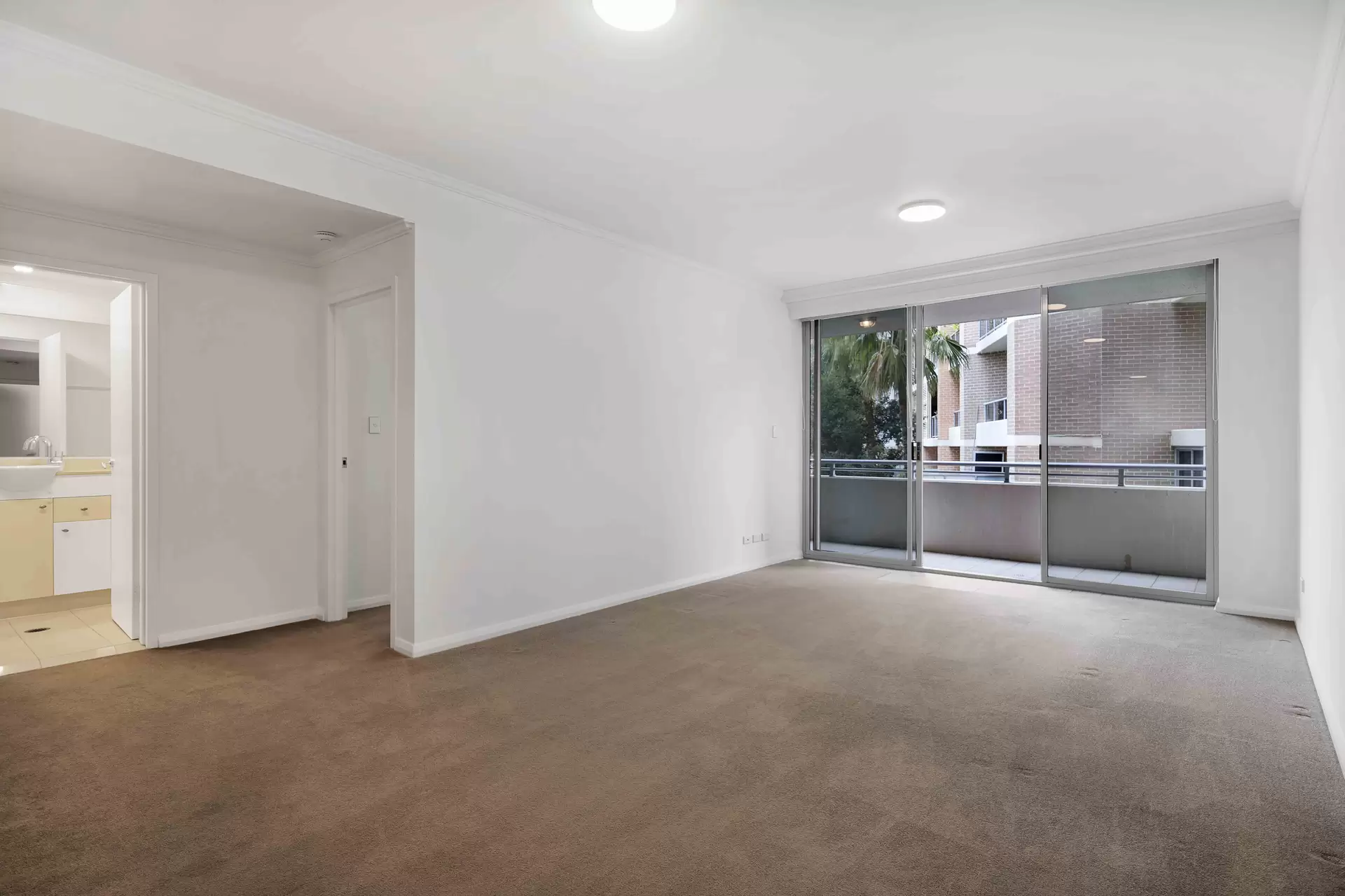 172/806 Bourke Street, Waterloo Leased by Bradfield Badgerfox - image 1