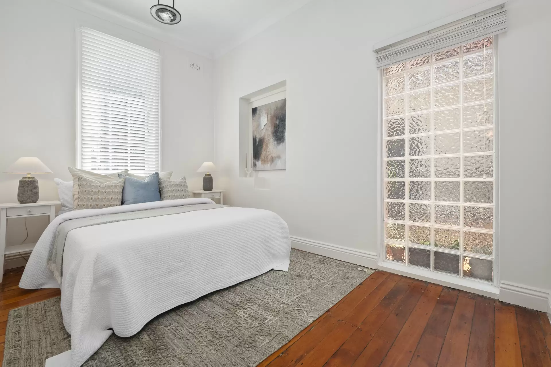 8/342 Bourke Street, Surry Hills Sold by Bradfield Badgerfox - image 1