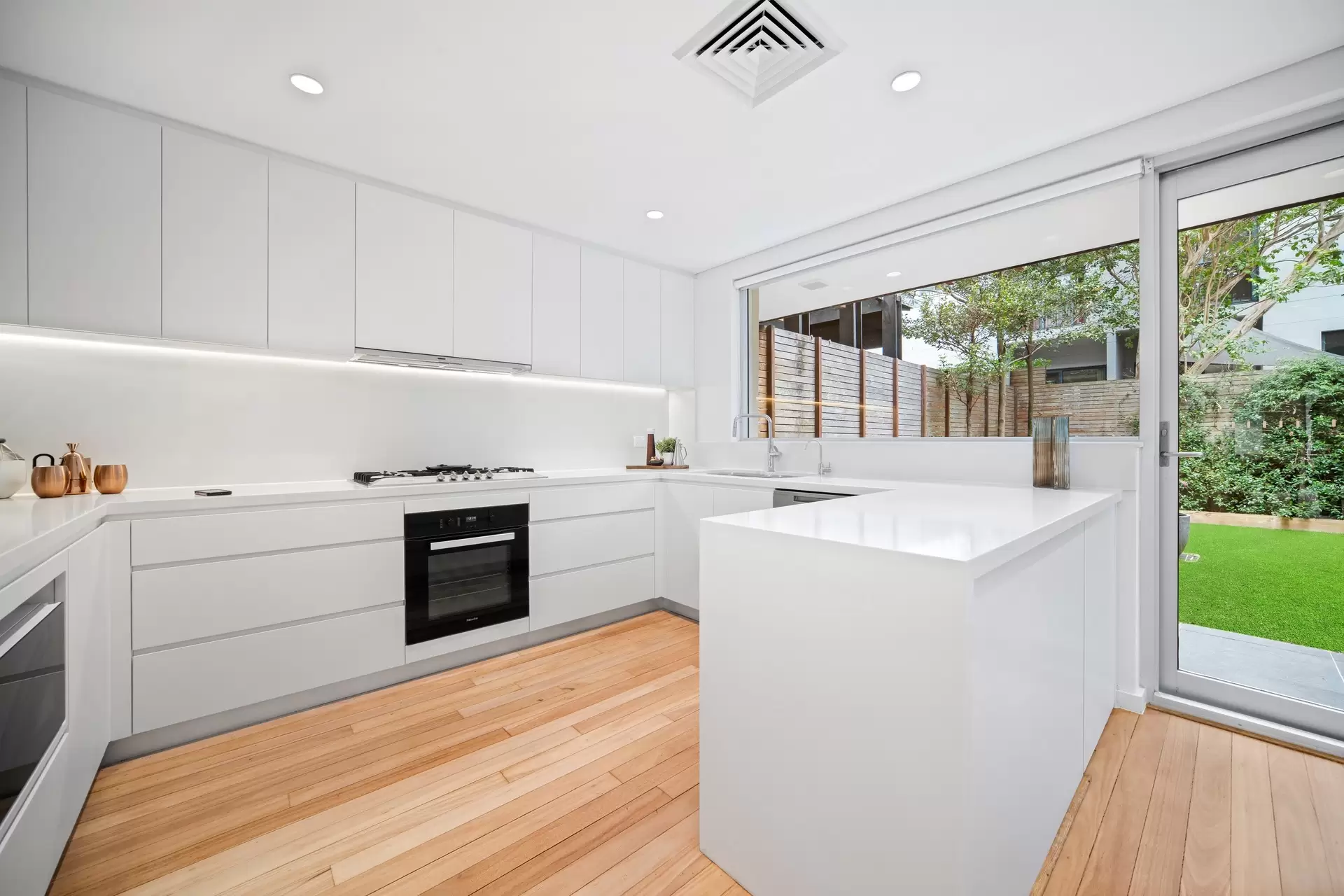19/69-87 Dangar Street, Randwick Sold by Bradfield Badgerfox - image 1
