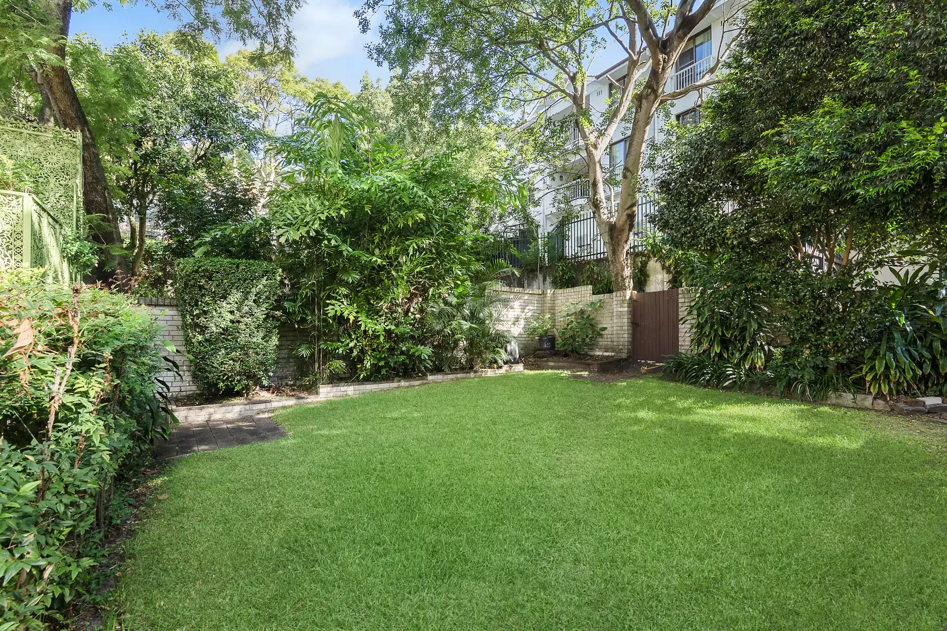 1/320 Edgecliff Road, Woollahra Sold by Bradfield Badgerfox - image 1