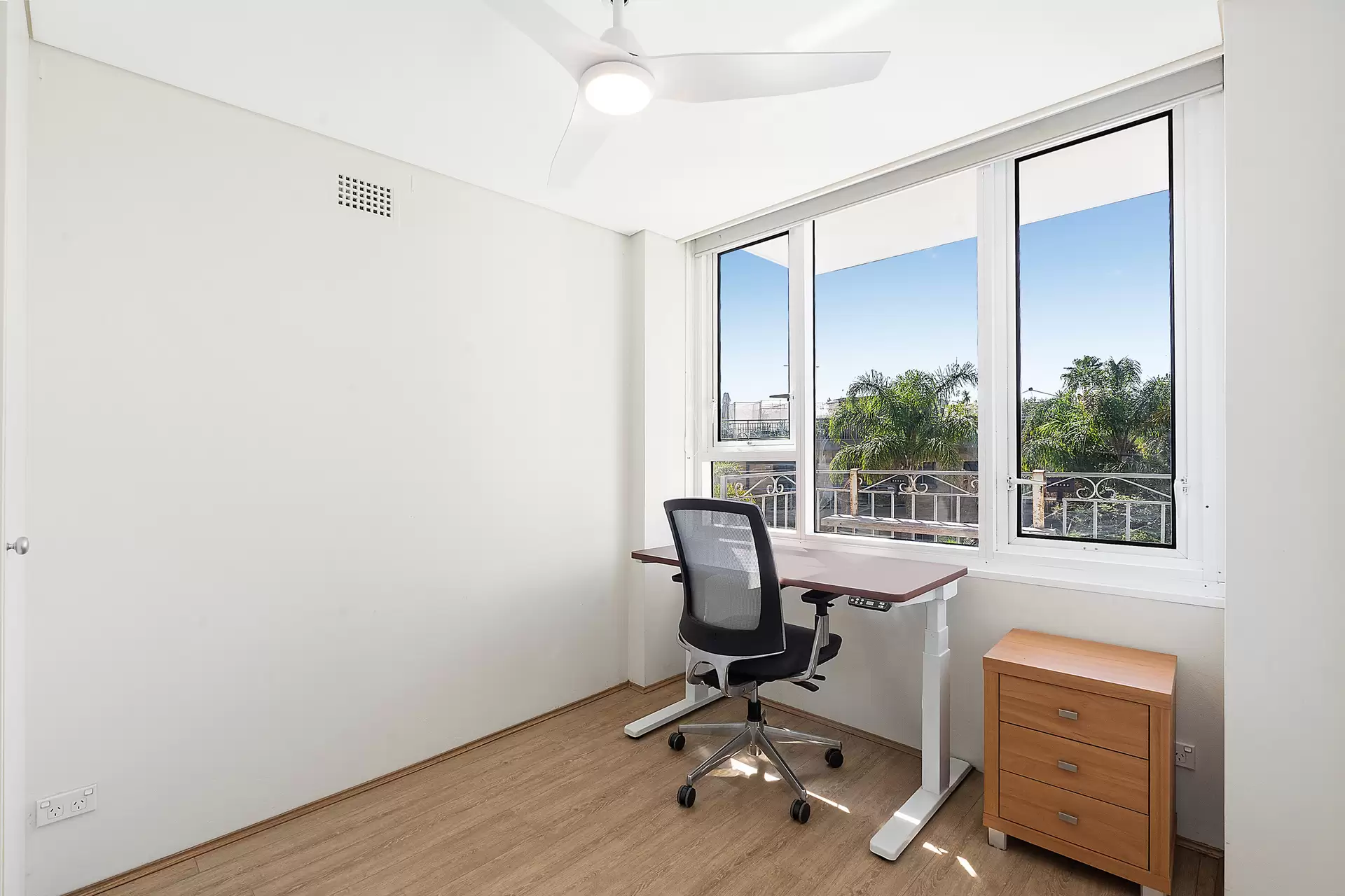 2/142 Old South Head Road, Bellevue Hill Sold by Bradfield Badgerfox - image 1