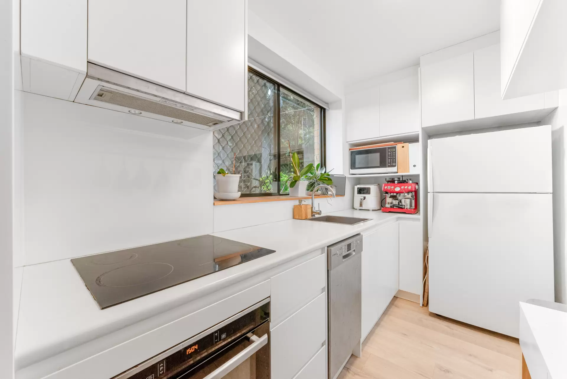 5/7-9 Gilbert Street, Dover Heights Leased by Bradfield Badgerfox - image 1