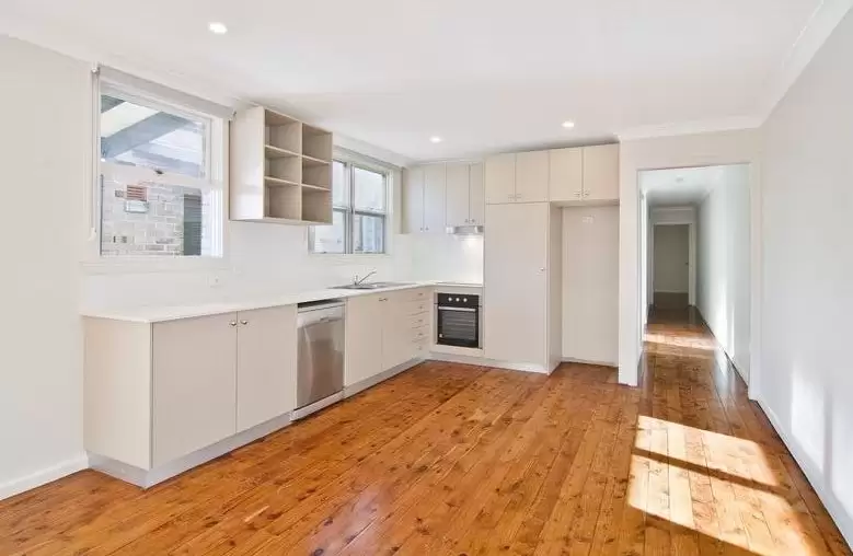 2/58-60 Ourimbah Road, Mosman Leased by Bradfield Badgerfox - image 1