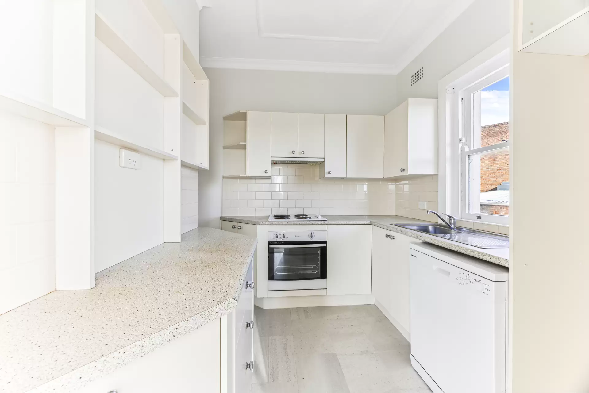 6/70 New South Head Road, Vaucluse Leased by Bradfield Badgerfox - image 1