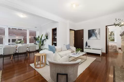 11/454 Edgecliff Road, Edgecliff Sold by Bradfield Badgerfox