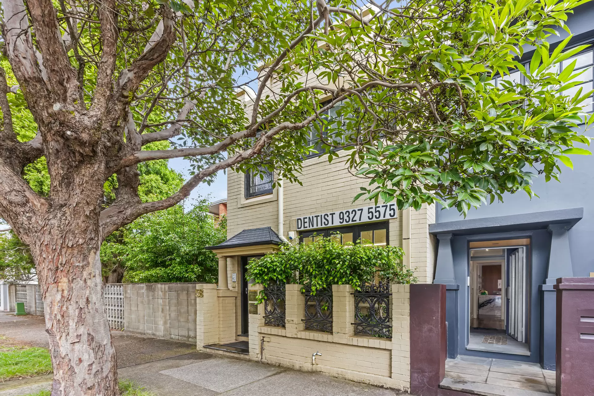 Double Bay Leased by Bradfield Badgerfox - image 1