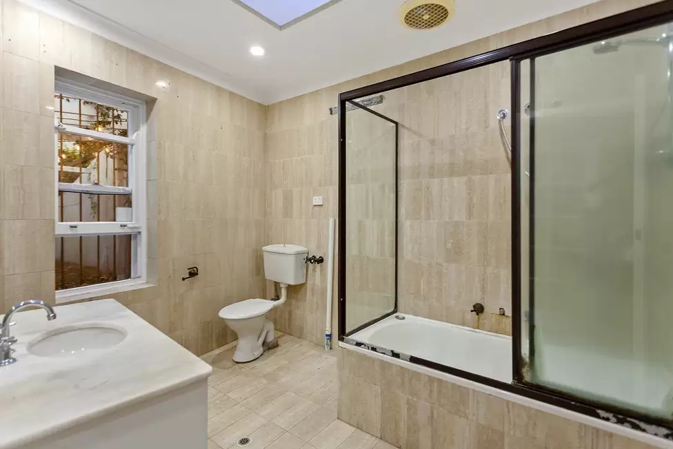 34 Walker Street, Redfern Leased by Bradfield Badgerfox - image 1