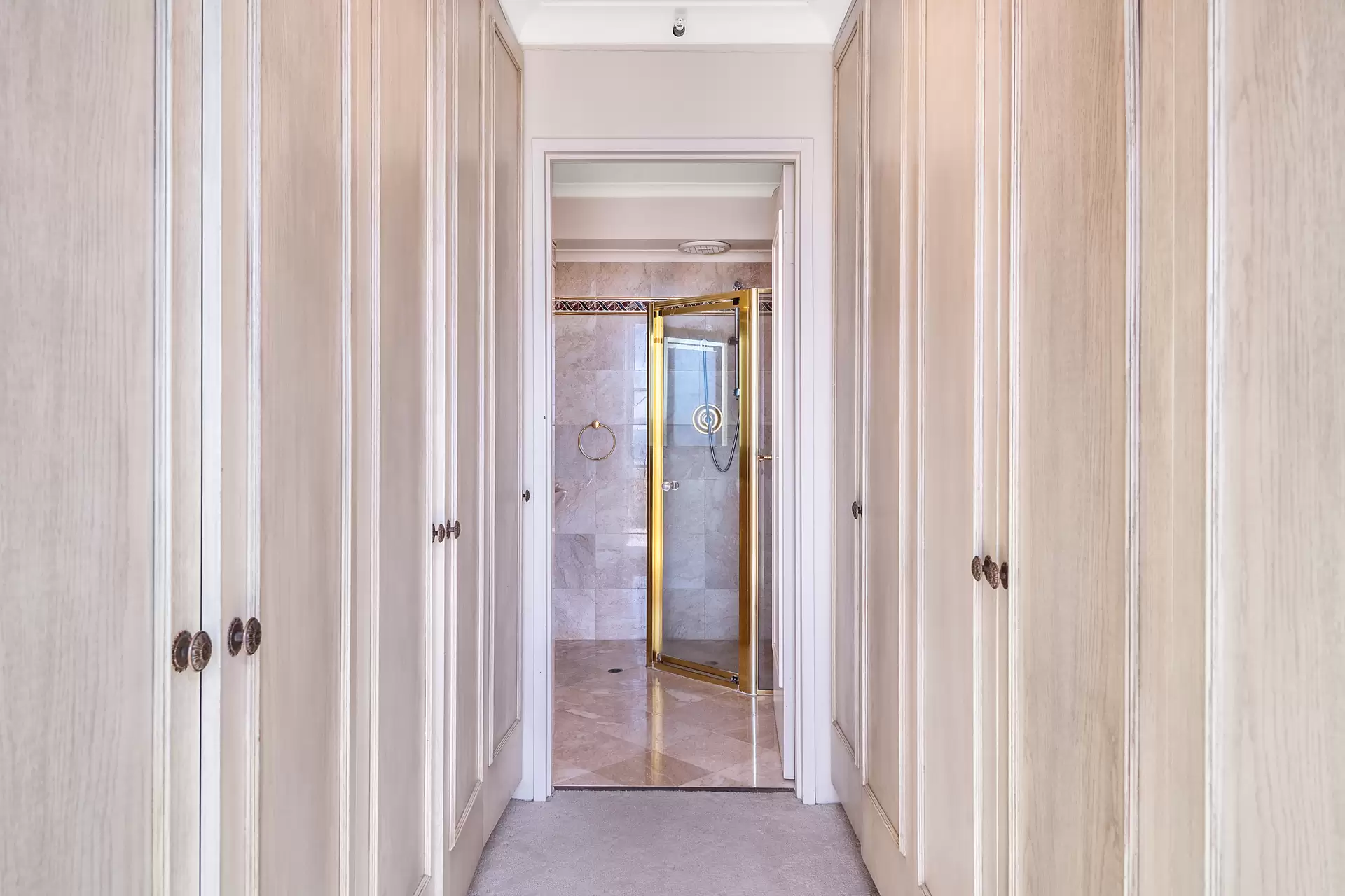 16H/3-17 Darling Point Road, Darling Point Sold by Bradfield Badgerfox - image 1