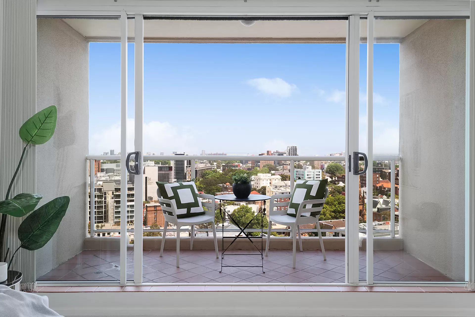 1802/1 Kings Cross Road, Darlinghurst Sold by Bradfield Badgerfox - image 1