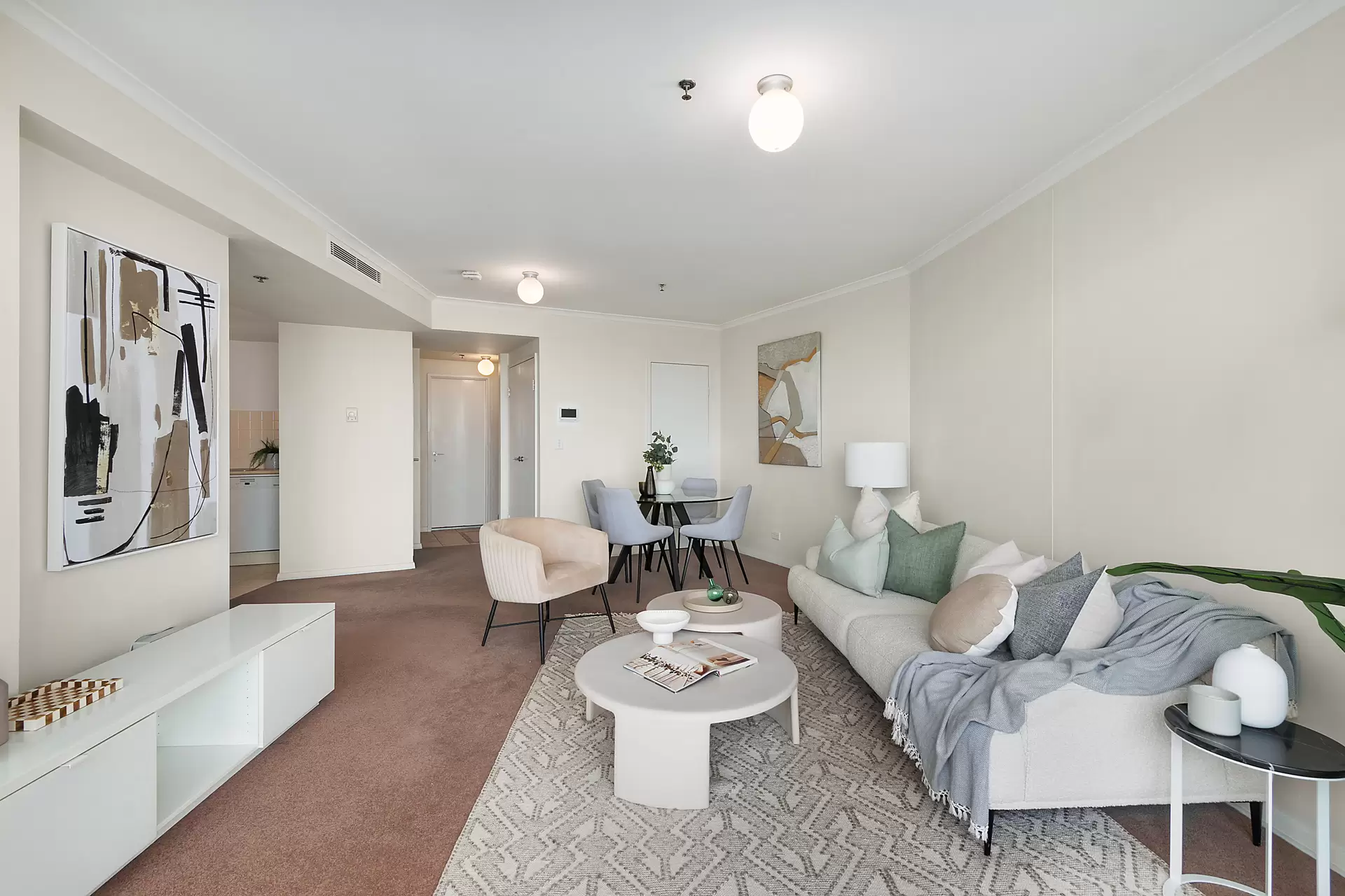 1802/1 Kings Cross Road, Darlinghurst Sold by Bradfield Badgerfox - image 1