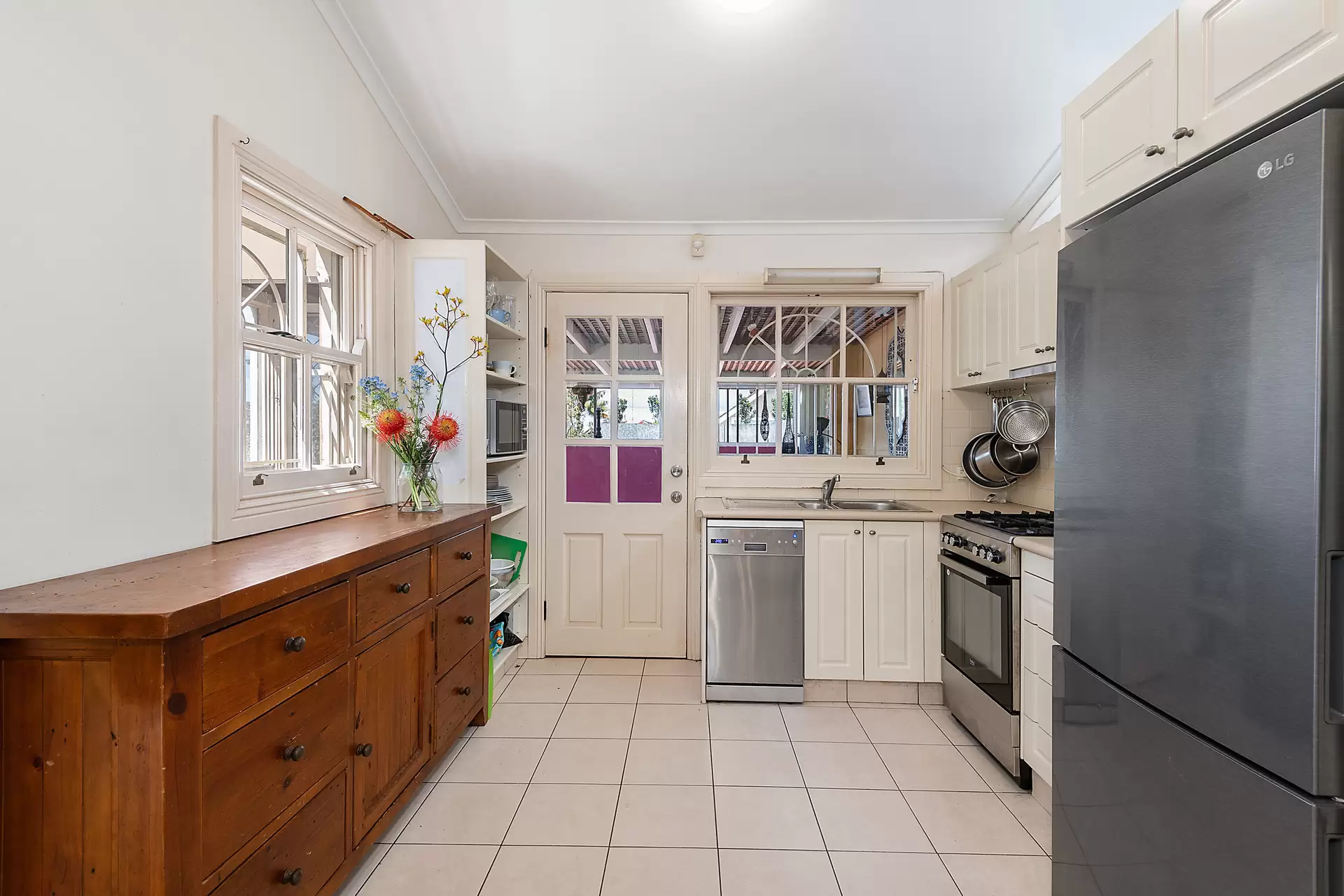 225 Birrell Strand, Bronte Sold by Bradfield Badgerfox - image 1