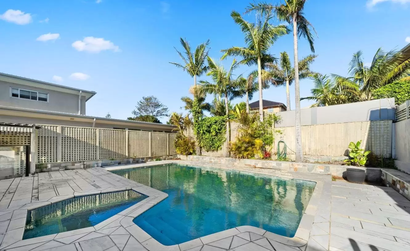 31A New South Head Road, Vaucluse Leased by Bradfield Badgerfox - image 1