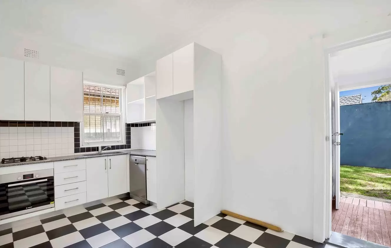 32 Morley Avenue, Rosebery Leased by Bradfield Badgerfox - image 1