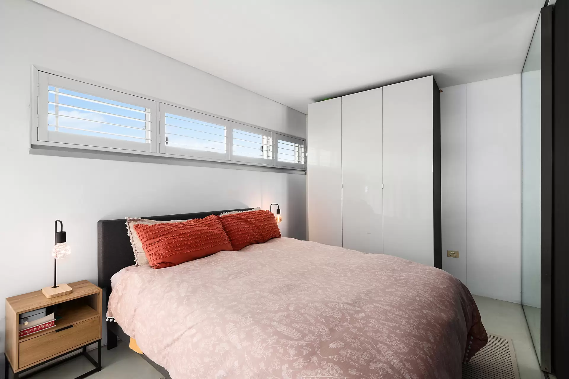 305/176 Glenmore Road, Paddington Sold by Bradfield Badgerfox - image 1