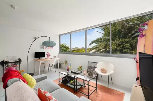 305/176 Glenmore Road, Paddington Sold by Bradfield Badgerfox