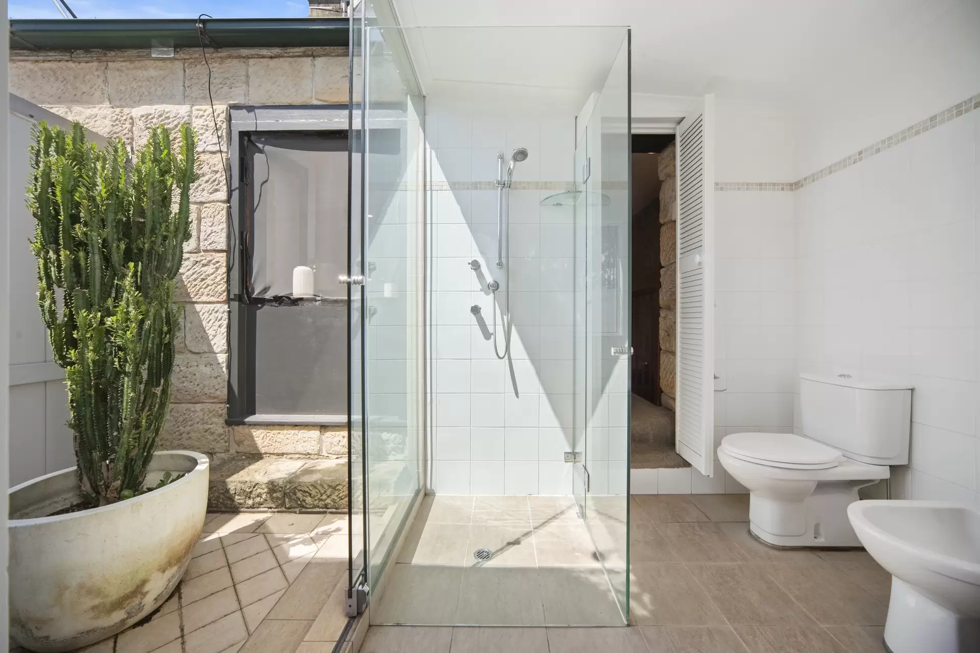 11 Blenheim Street, Queens Park Sold by Bradfield Badgerfox - image 1