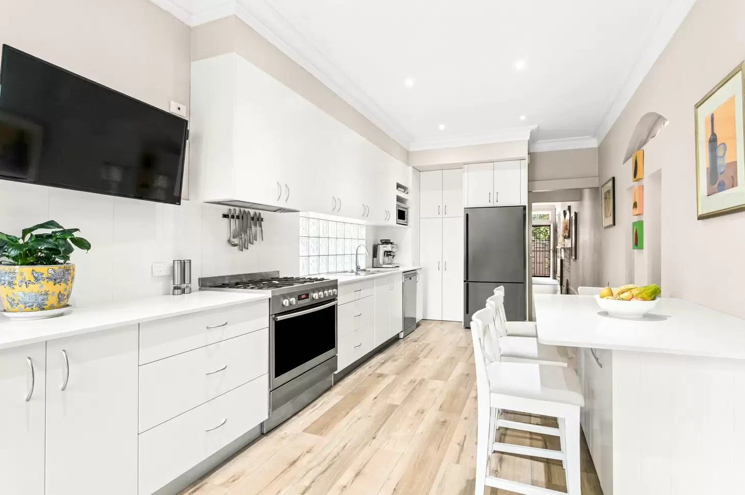 109 Wellington Street, Bondi Beach Leased by Bradfield Badgerfox - image 1