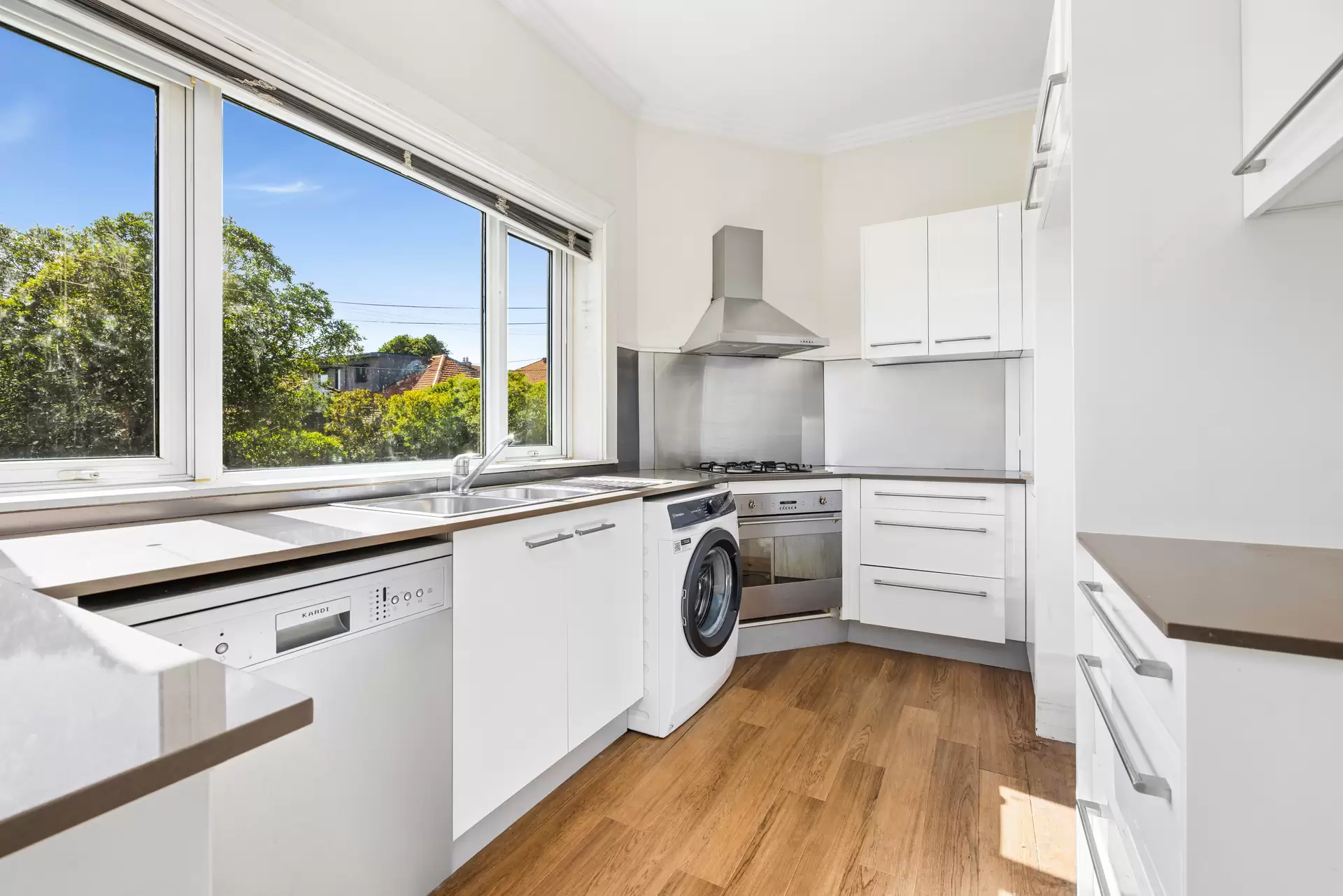 6/58-60 Ourimbah Road, Mosman Leased by Bradfield Badgerfox - image 1