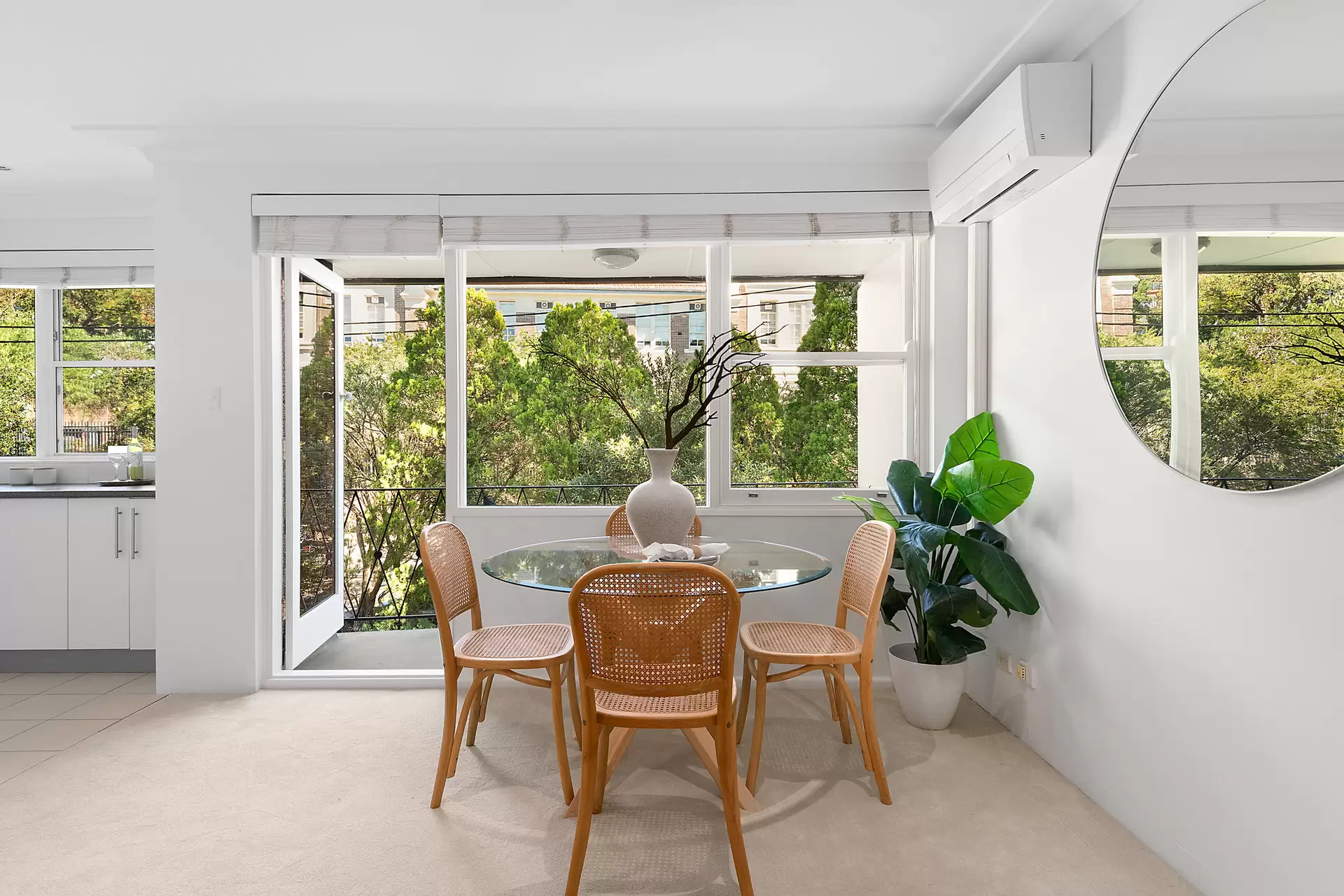 7/11a Byron Street, Coogee Sold by Bradfield Badgerfox - image 1
