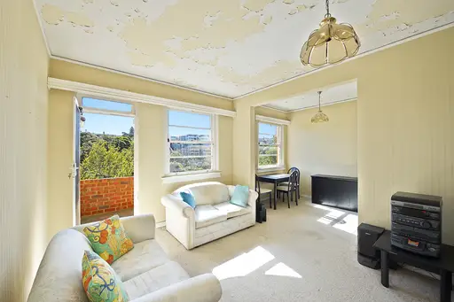 3/206D Victoria Road, Bellevue Hill Sold by Bradfield Badgerfox