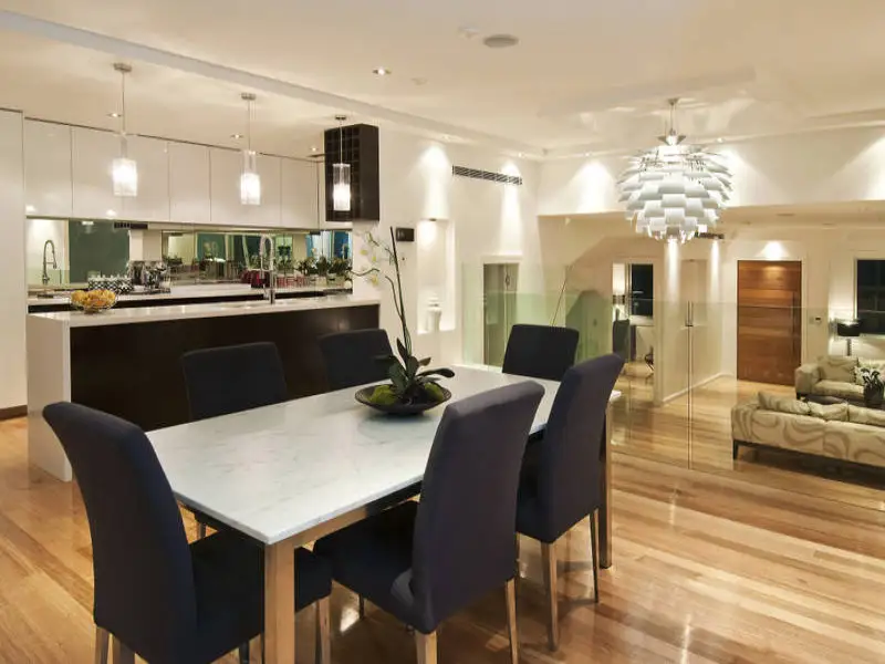 21 Dellview Street, Tamarama Sold by Bradfield Badgerfox - image 1