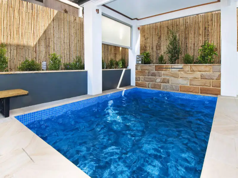 21 Dellview Street, Tamarama Sold by Bradfield Badgerfox - image 1