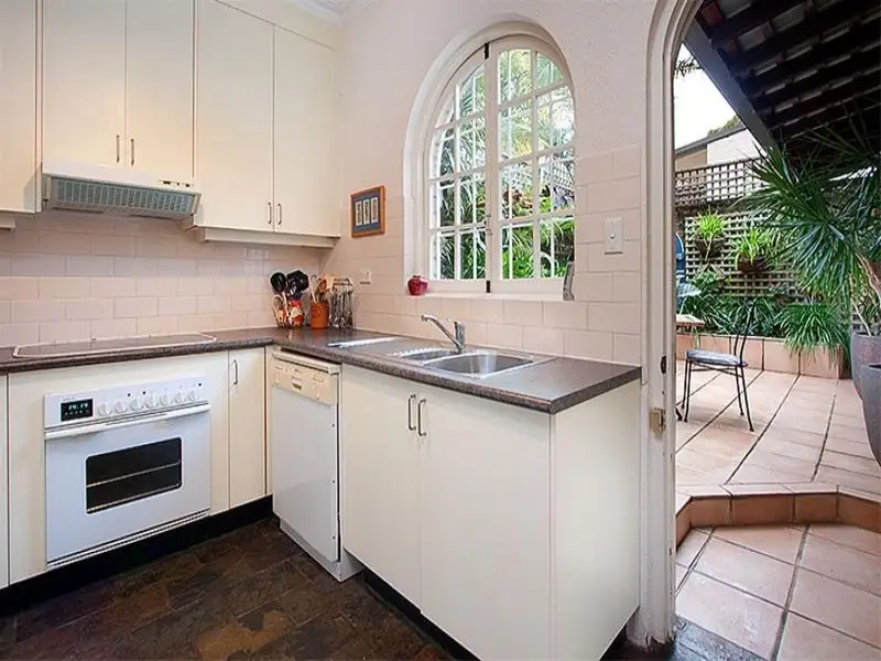 13 Shadforth Street, Paddington Sold by Bradfield Badgerfox - image 1